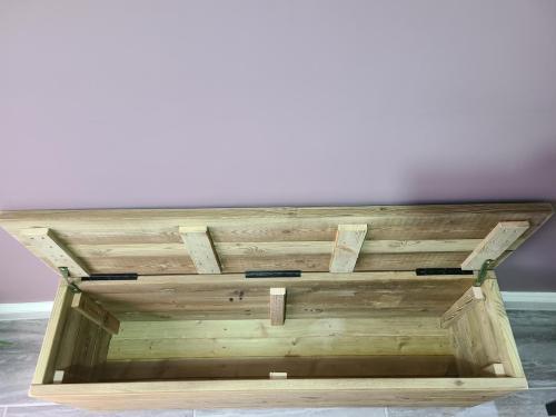 Bespoke Thin Storage Box